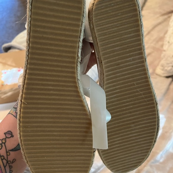 White rhinestone espadrilles BRAND NEW - Picture 3 of 4